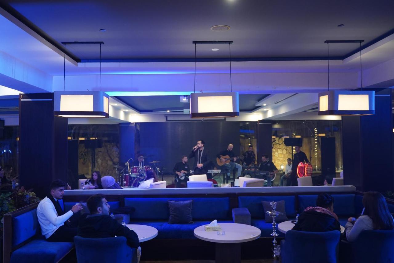 אירביד Al Joude Hotel מראה חיצוני תמונה