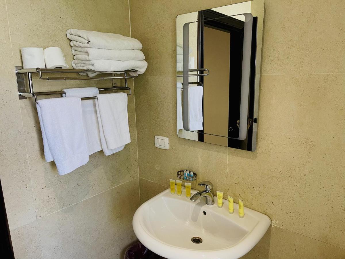 אירביד Al Joude Hotel מראה חיצוני תמונה